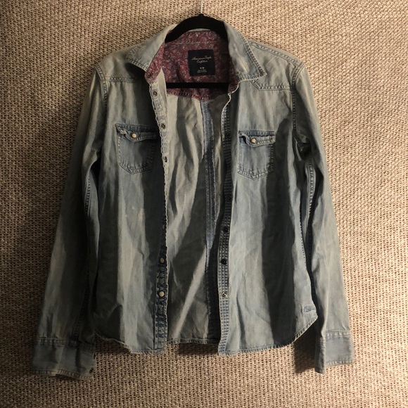 American Eagle Outfitters Tops - American Eagle Denim Button Down Long Sleeve Shirt